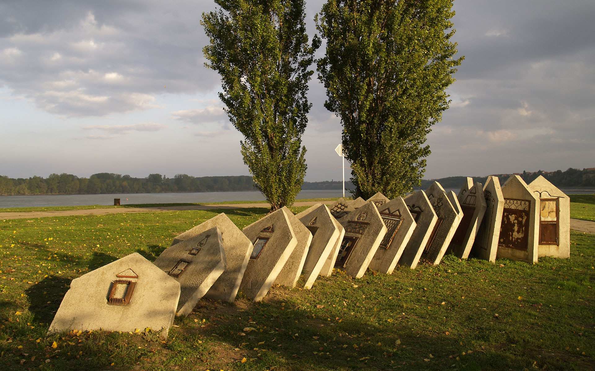 This striking modern art installation on the banks of the Danube in Vukovar recalls the turbulent recent history of eastern Croatia (photo © hidden europe).
